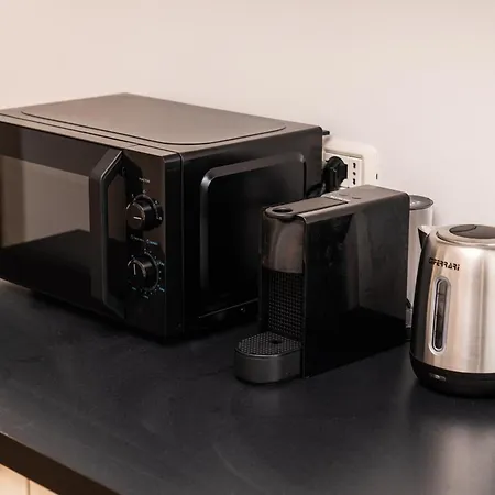 Domus - Elegante Residenza Con Affaccio Su Porta Leoni Apartmán