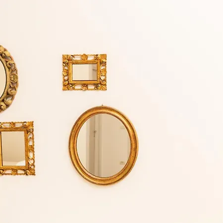 Domus - Elegante Residenza Con Affaccio Su Porta Leoni